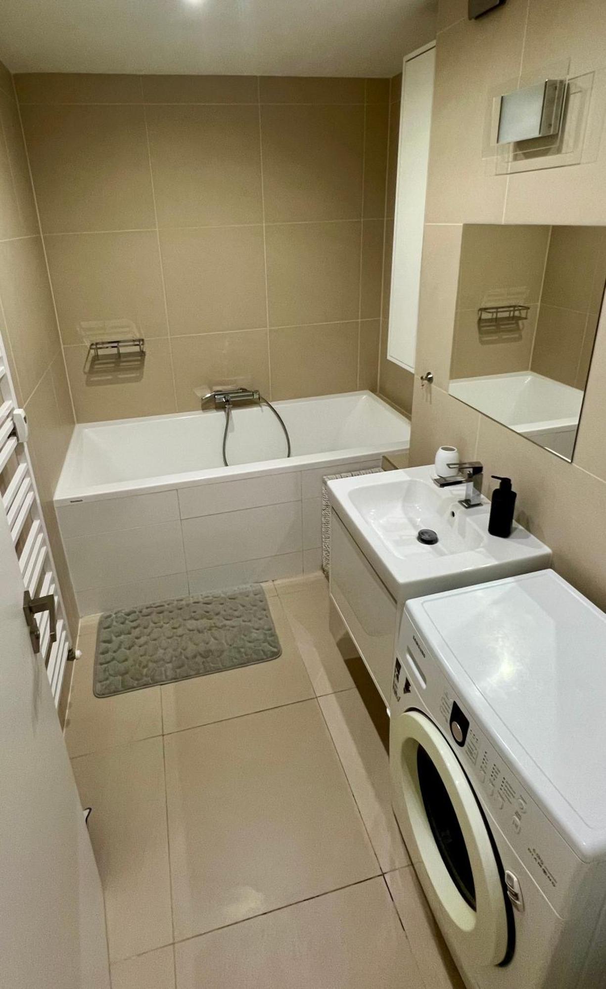 Luxury Apartman Бойниці Екстер'єр фото
